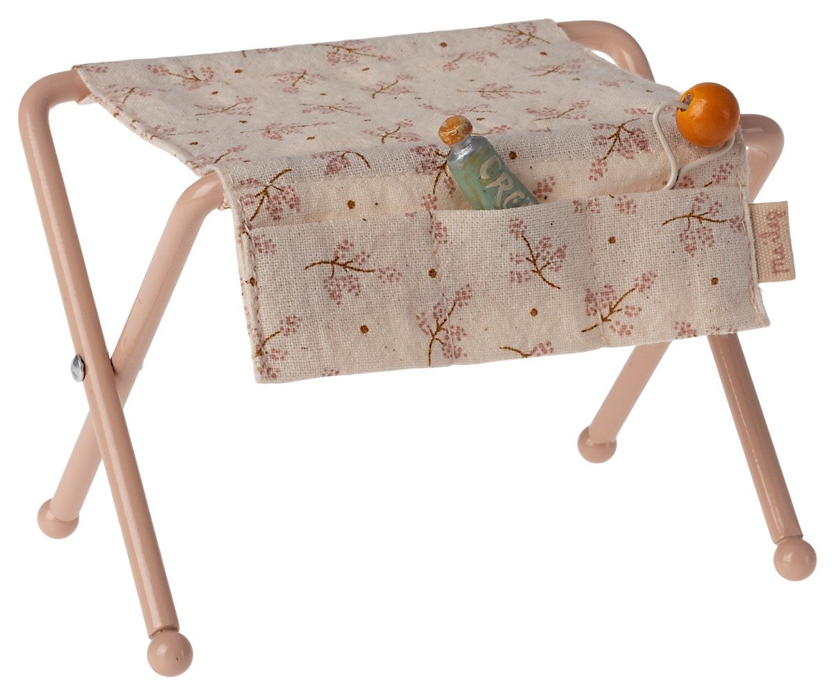 Nursery Table - Baby (Mouse)