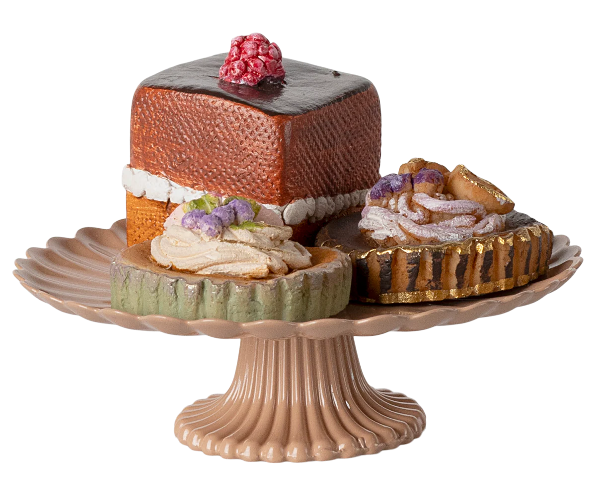 Cakes and Cake Stand