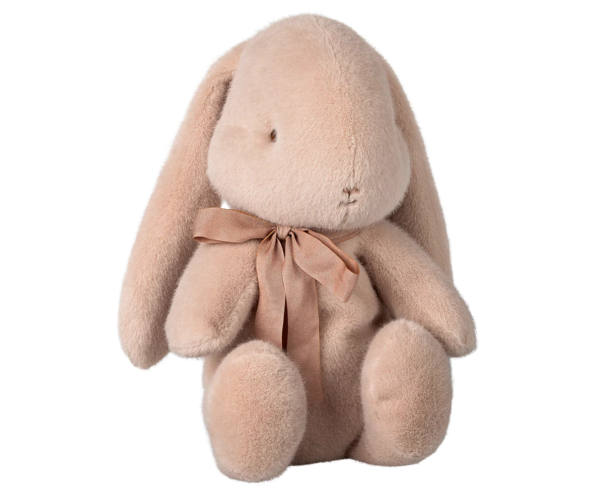 Bunny Plush - Light Powder - Medium