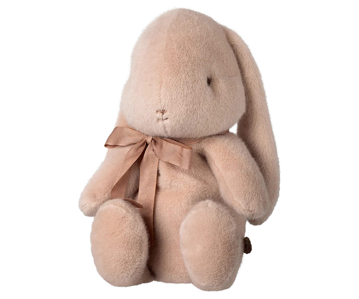 Bunny Plush - Light Powder - Medium