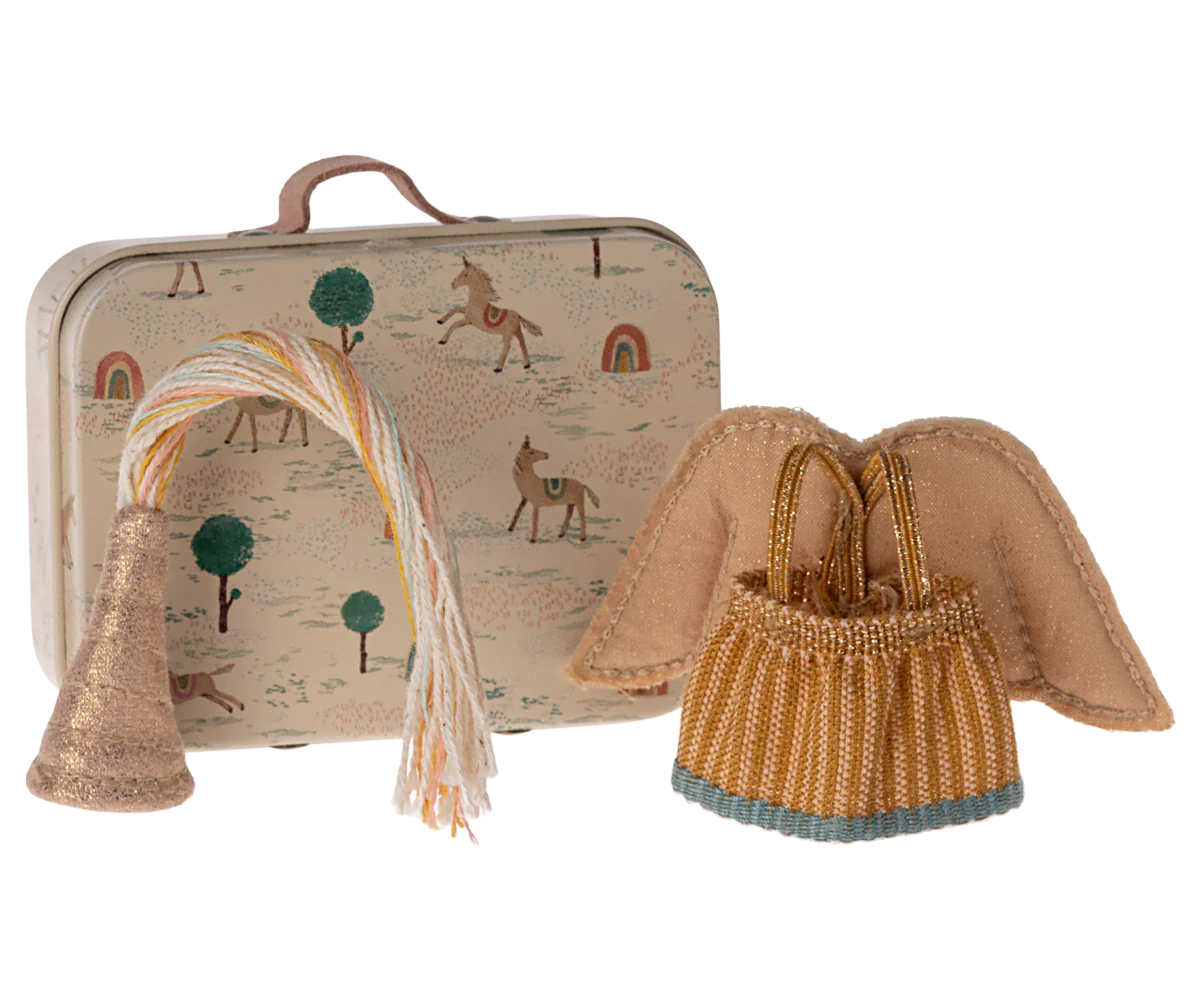 Mouse Clothes - Little Sister - Fairy Clothes in Suitcase