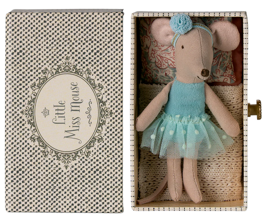 Little Sister Mouse - Dancer in Daybed - Blue