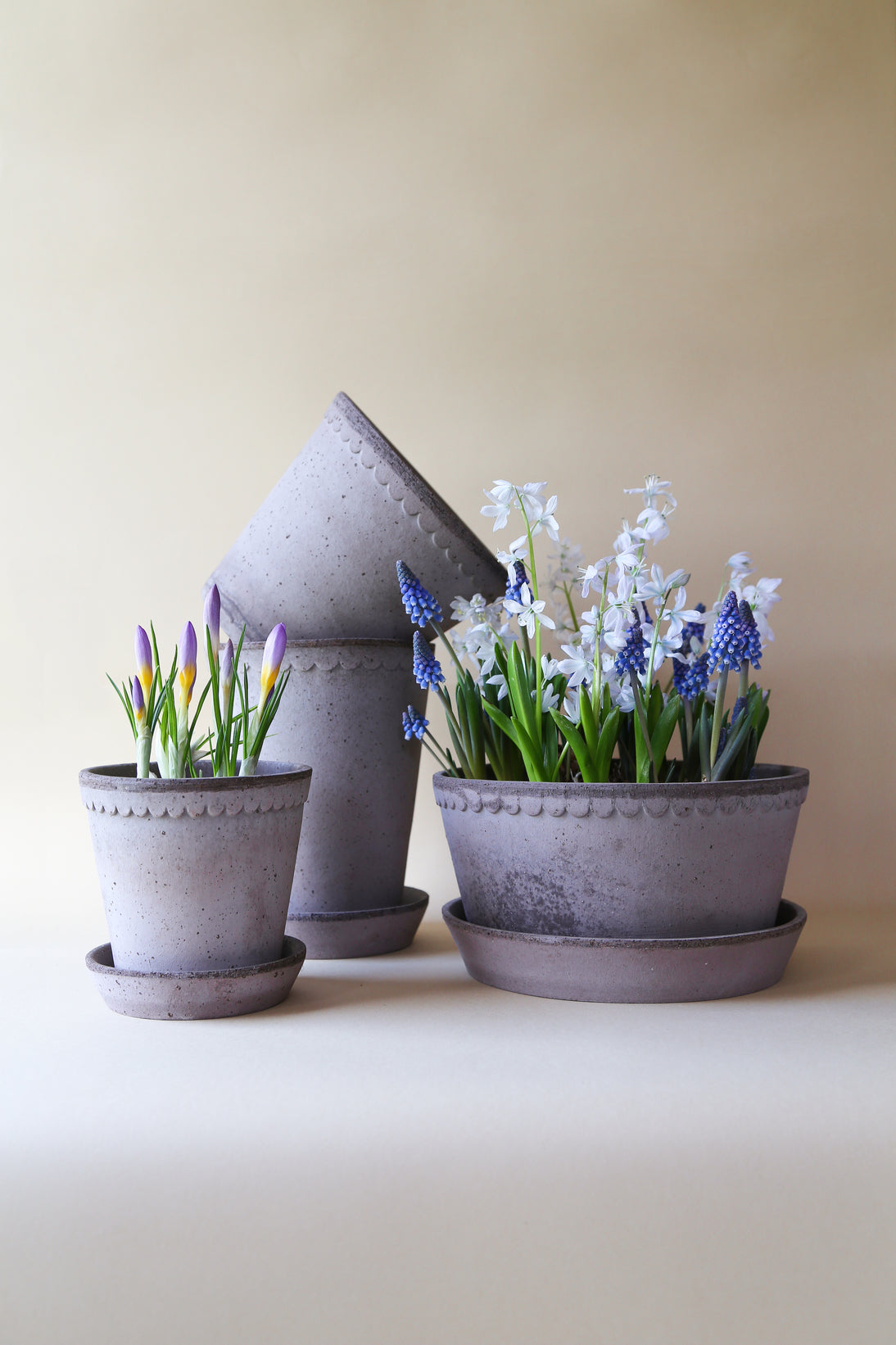 Garden Pot Helena - Grey