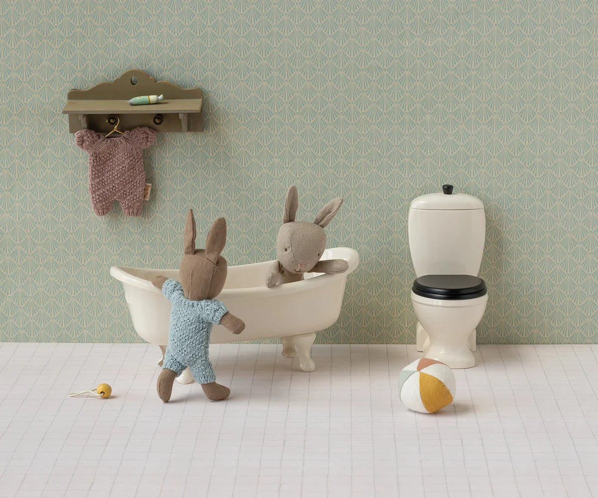 Footed Bathtub (Miniature)