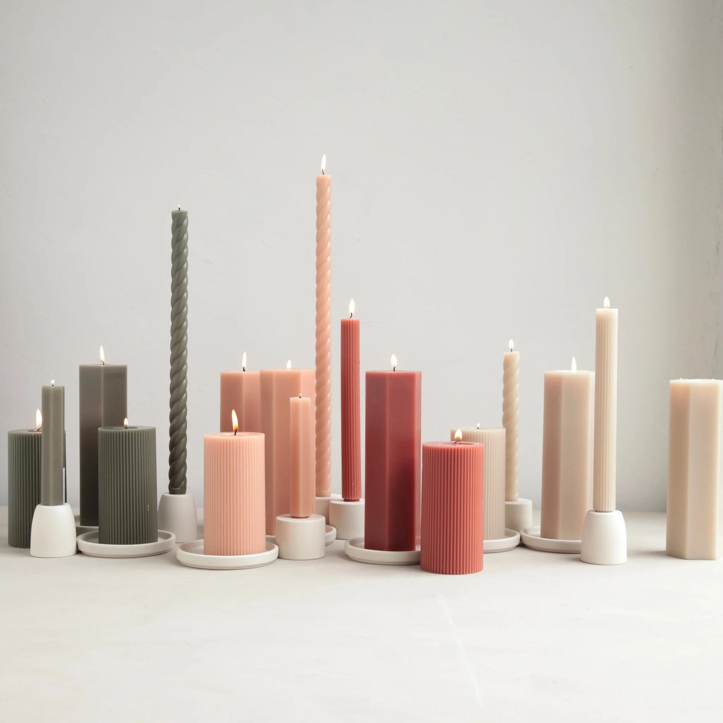 Fancy Pillar - Clay