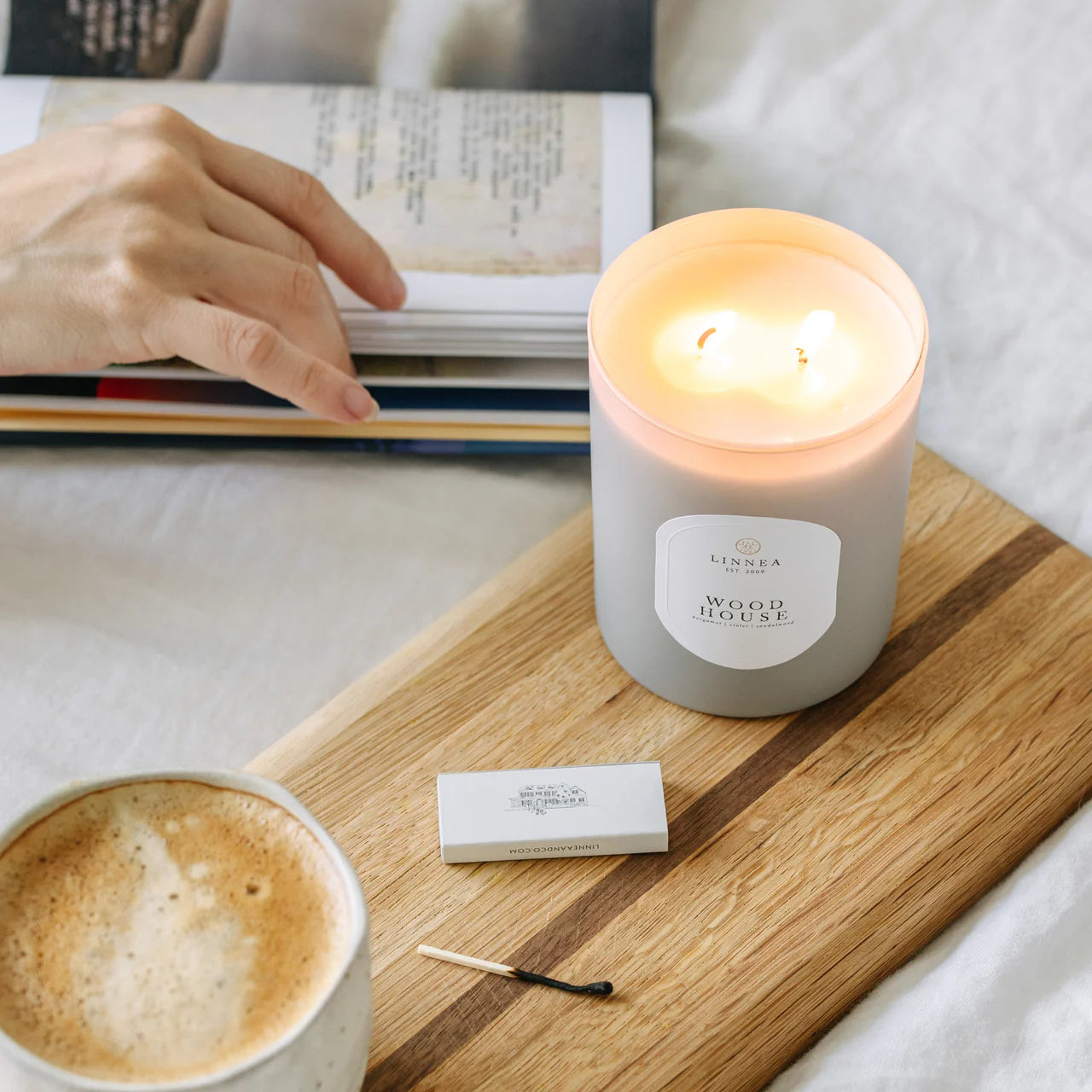 Candle - Classic Wood House