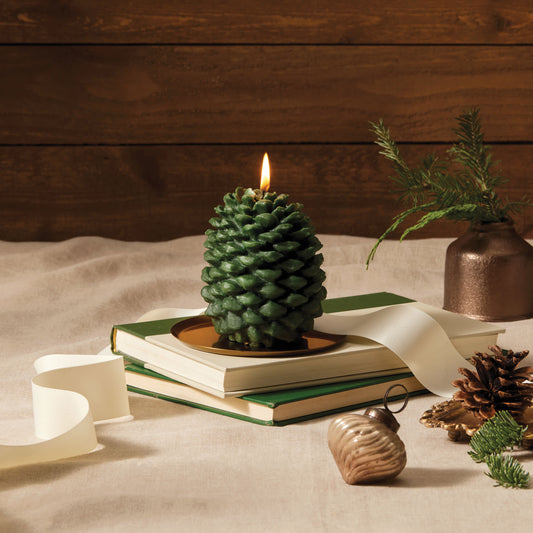 Frasier Fir - Molded Pinecone Petite