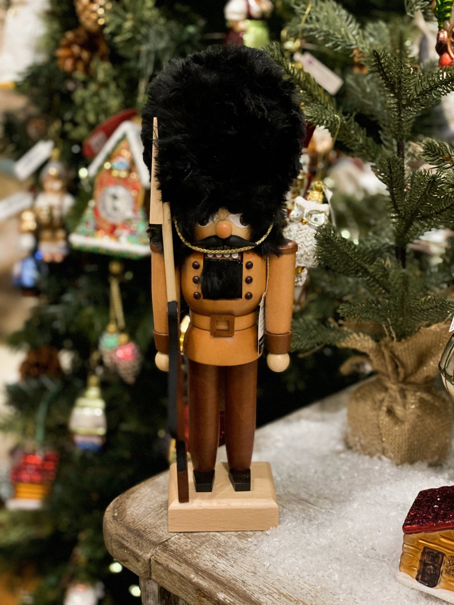 Nutcracker - Soldier (Fluffy Hat)