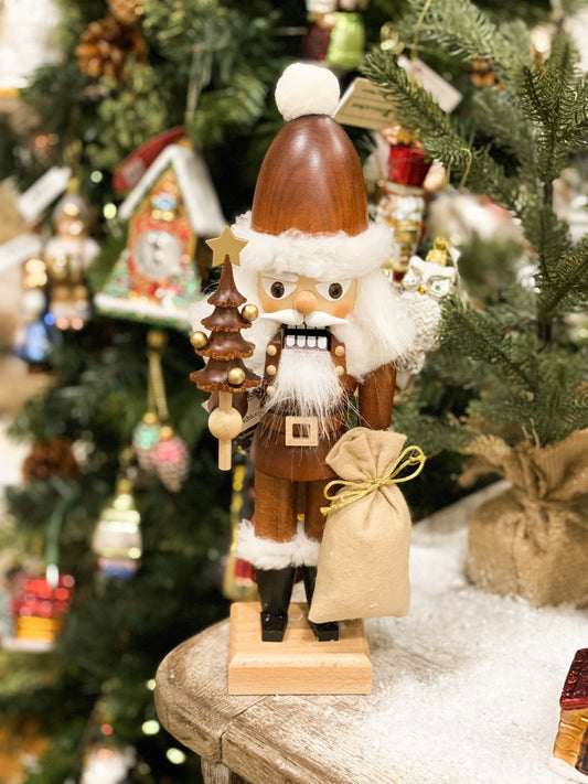 Nutcracker - Santa Natural with Christmas Tree and Sac