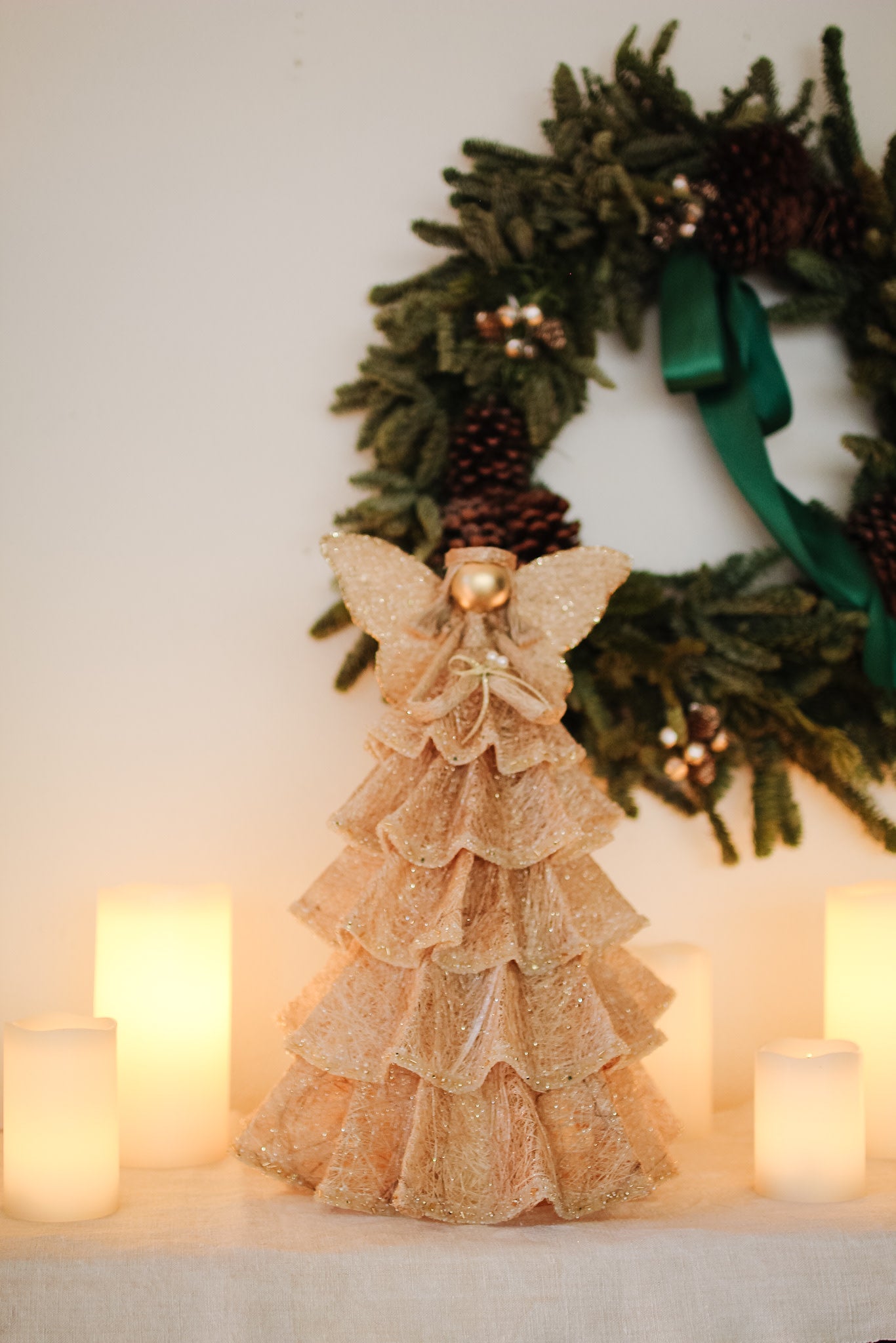 Tabletop/Tree Topper - Noelle Angel - Nat/Gold 18"