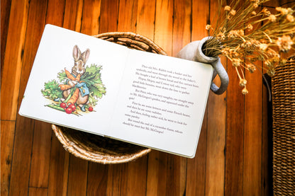 Book - The Classic Tale of Peter Rabbit (Touch and Feel Board Book)