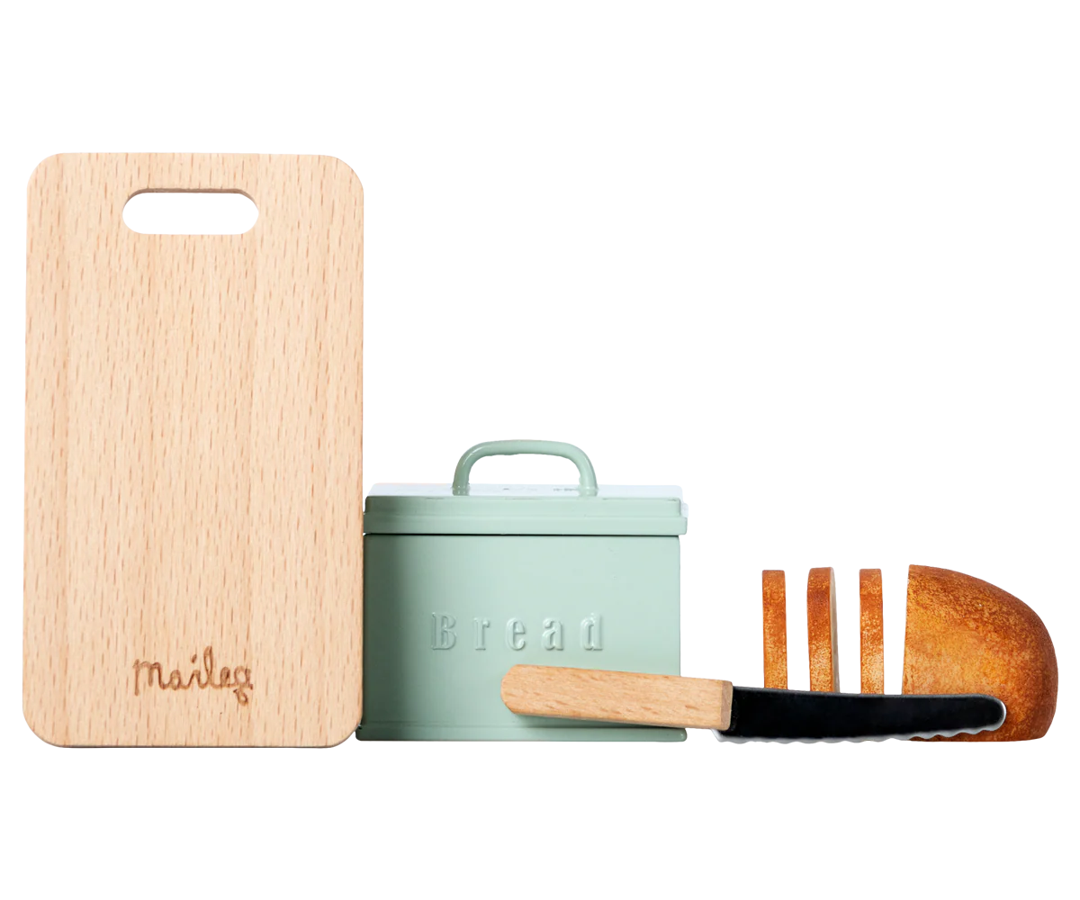 Bread Box with Cutting Board and Knife (Miniature)