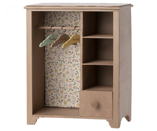 Wardrobe - Powder (Miniature)