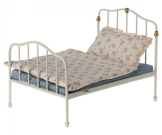 Bed - Off White (Mouse)