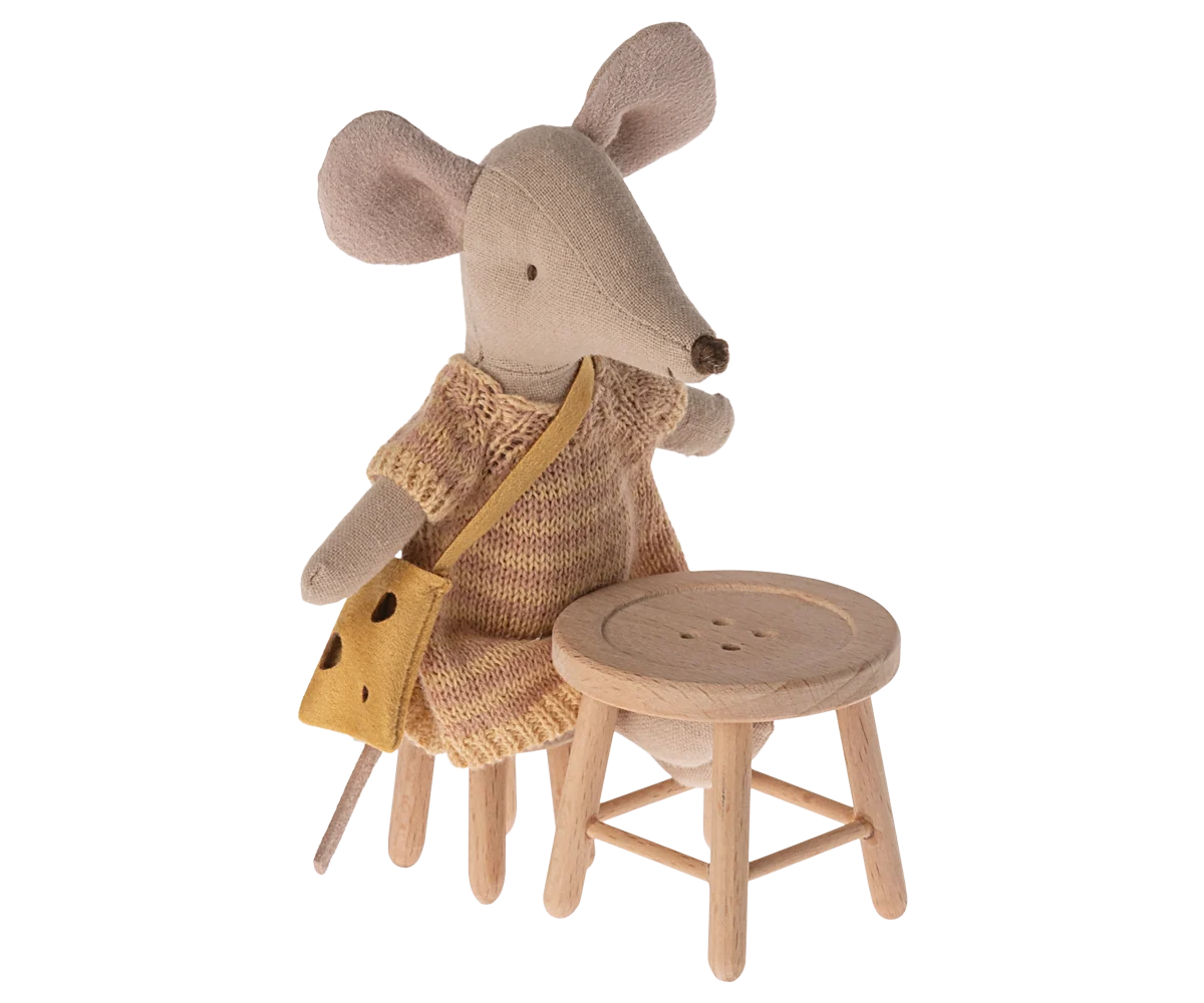 Table & Stool Set (Mouse)