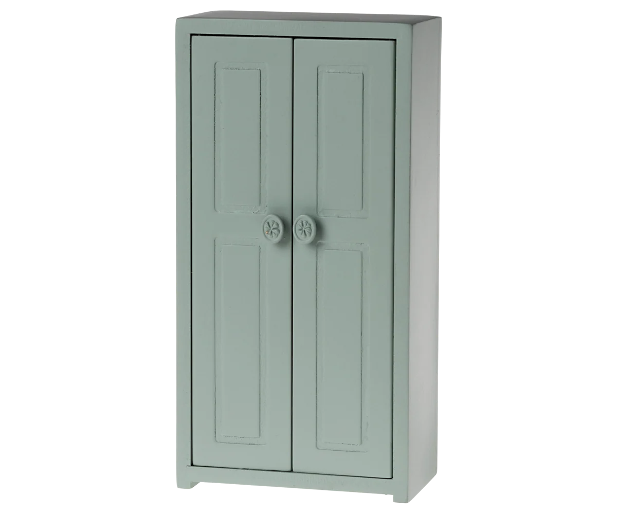 Closet - Soft Blue (Mouse)