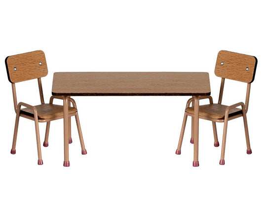 Table and Chair Set - Dark Powder (Mouse)