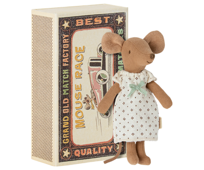 Big Sister Mouse - Matchbox - Nightgown