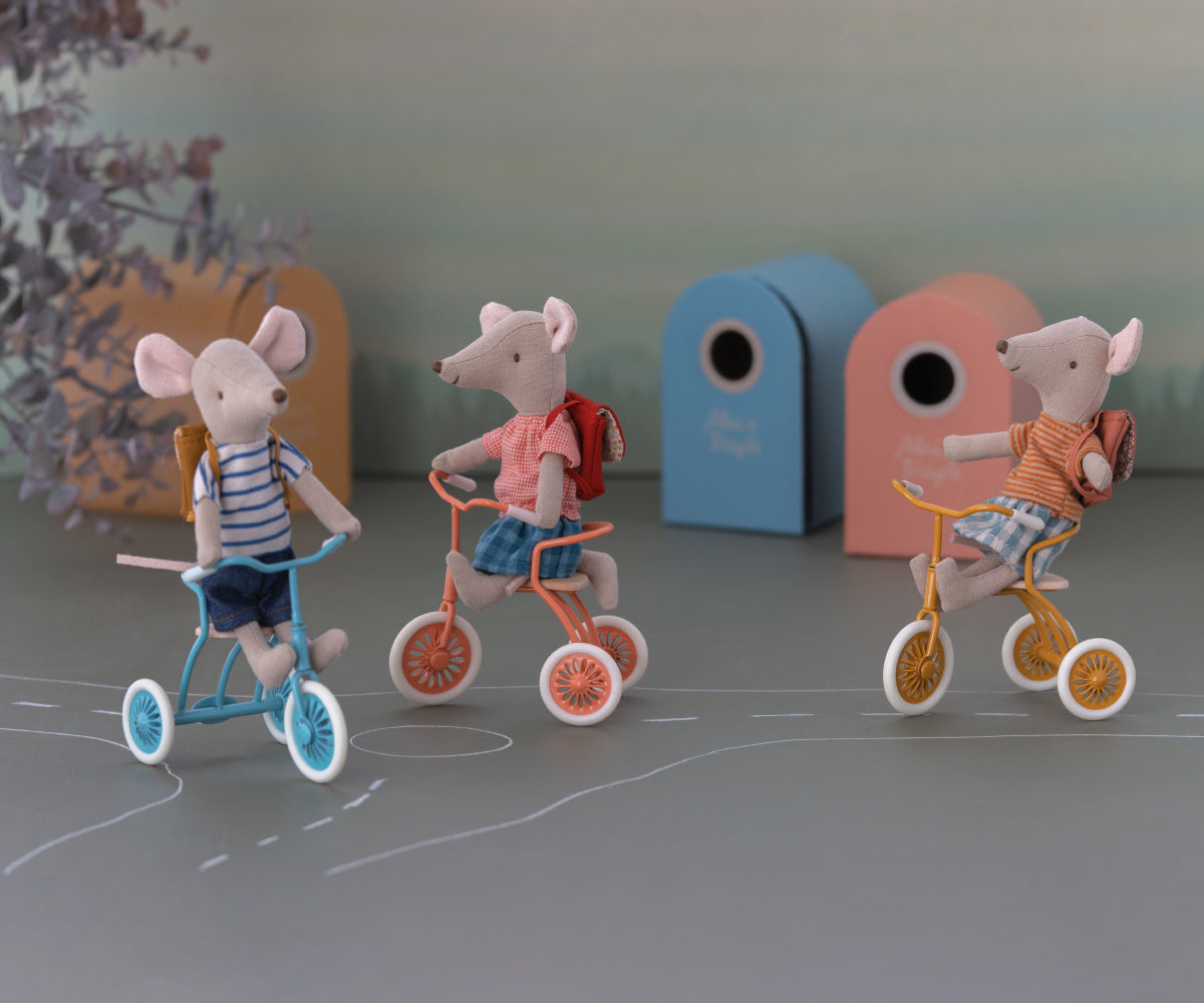Big Sister Mouse - Tricycle - Old Rose