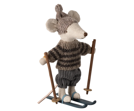 Big Brother Mouse - Winter with Ski Set & Hat