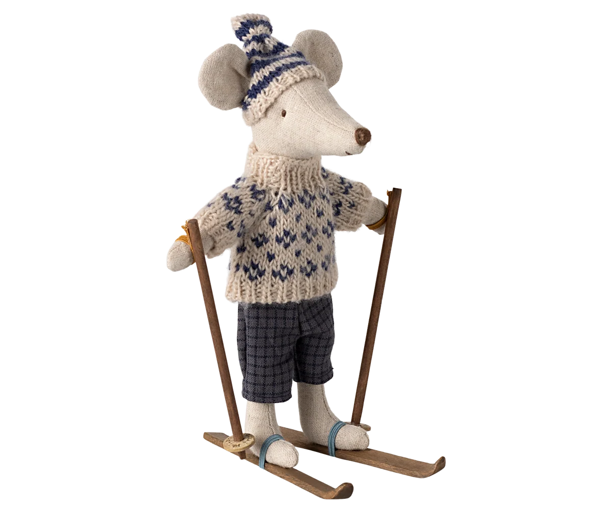 Dad Mouse - Winter with Ski Set & Hat