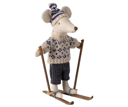 Dad Mouse - Winter with Ski Set & Hat