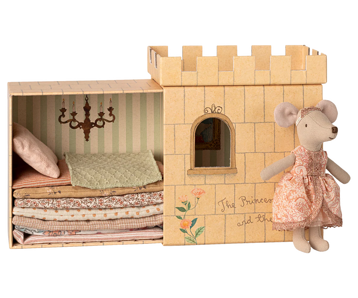 Big Sister Mouse - Princess and the Pea