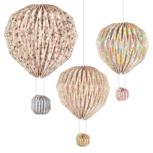 Liberty Origami Balloon Decorations