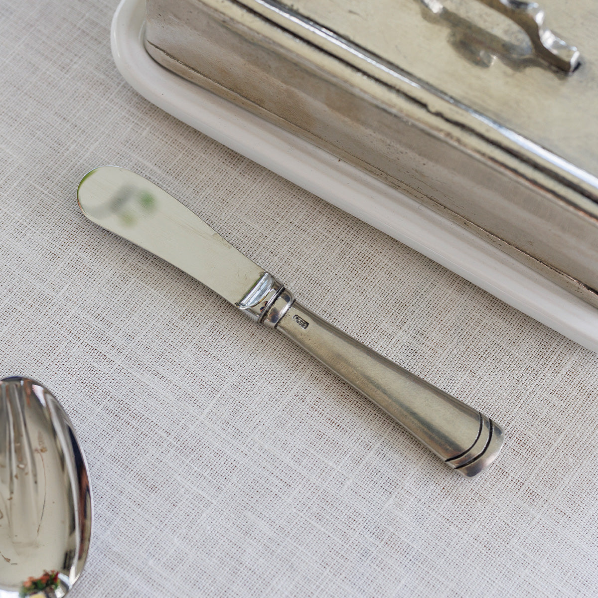 Pewter Tavola Spreader