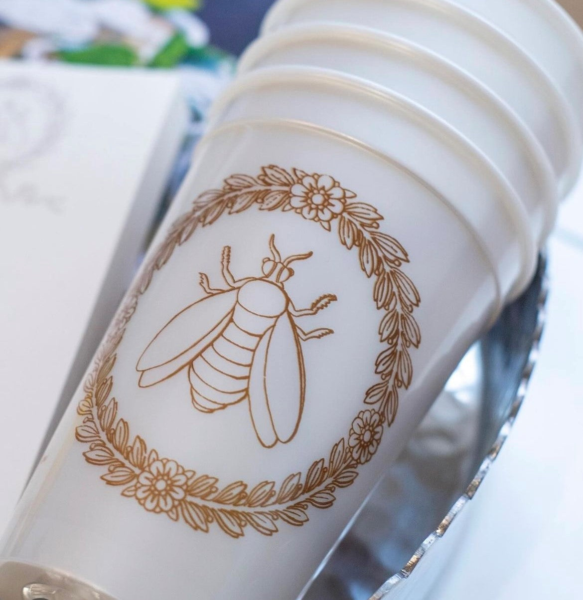 On the Go Pearlized Cups - Empire Bee (set of 12)
