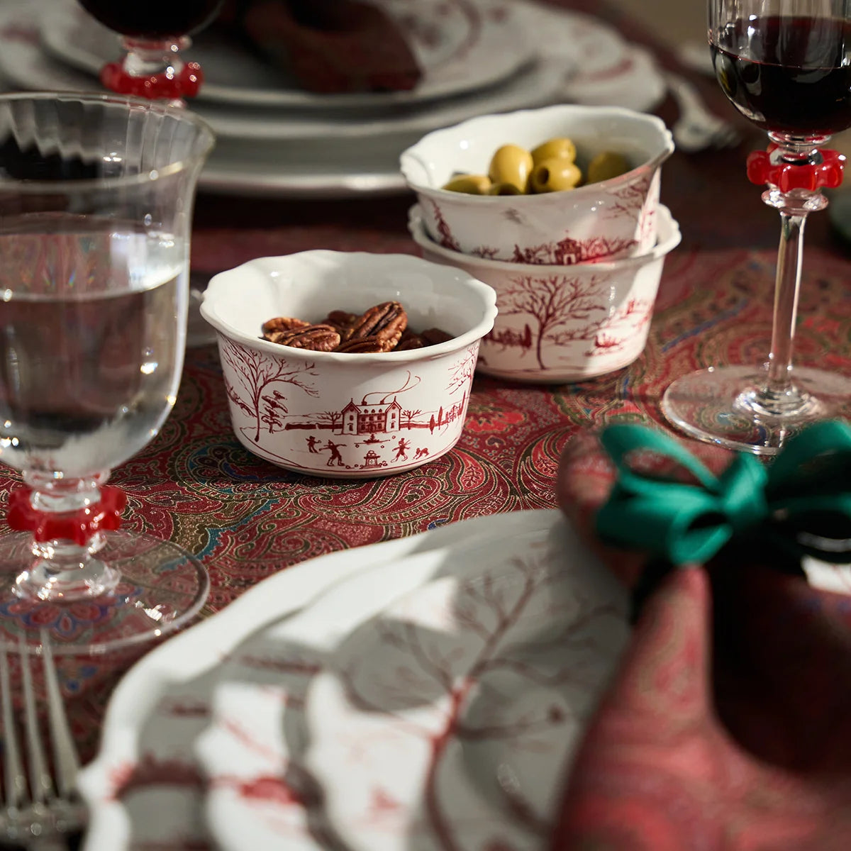 Country Estate Ruby - Winter Frolic Ramekin