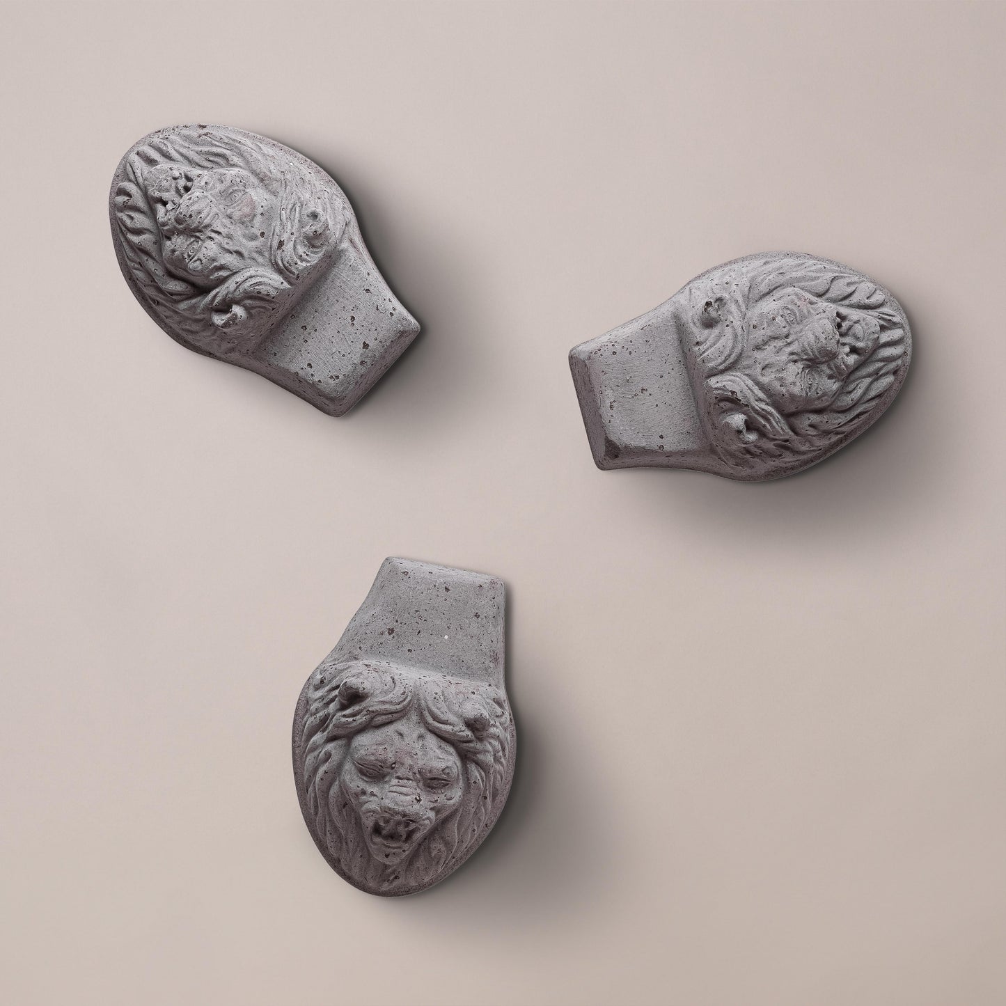 Garden Pot Foot - Lion Head Grey (set of 3)