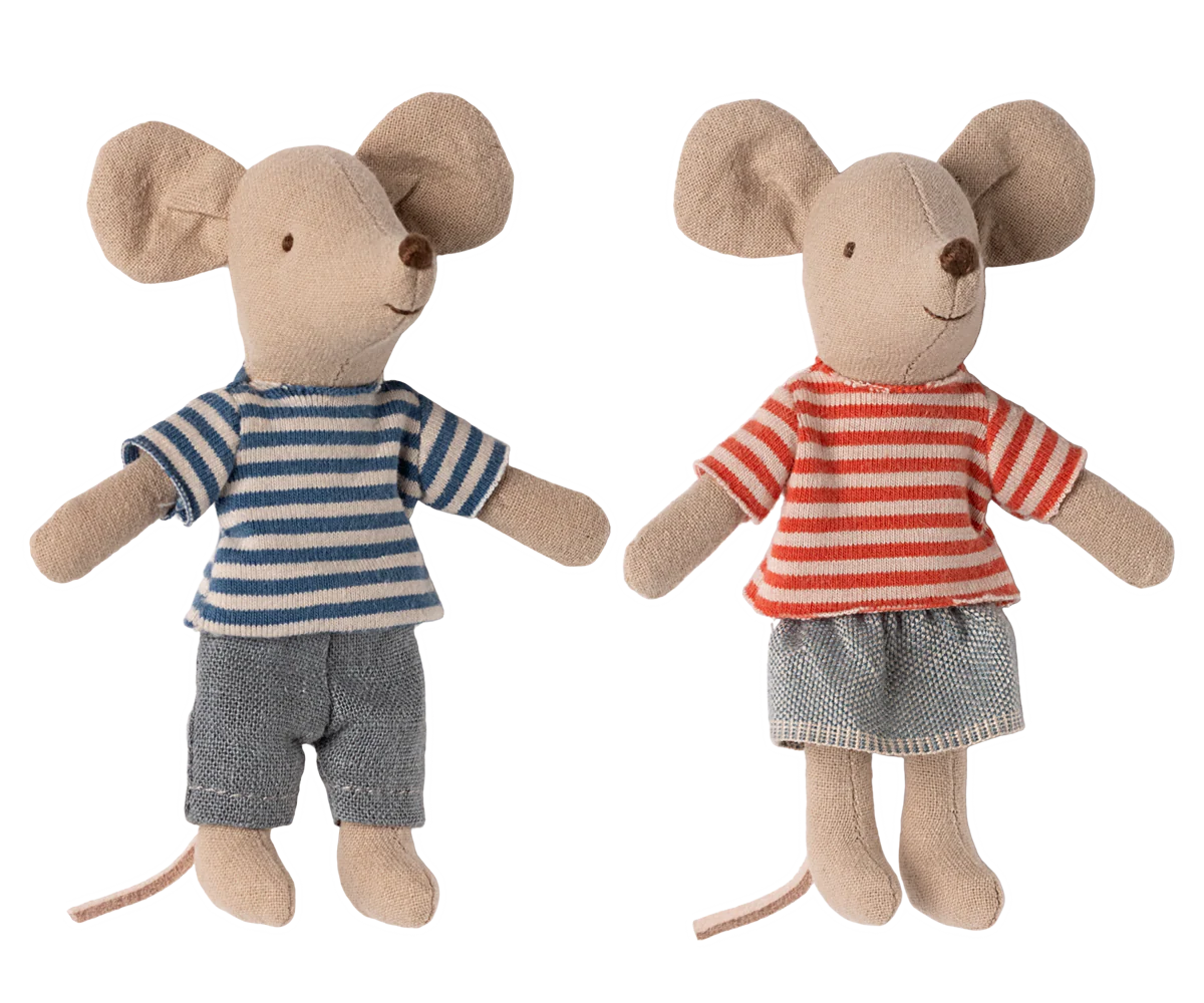 Little Brother & Sister - LouiMax & Stella