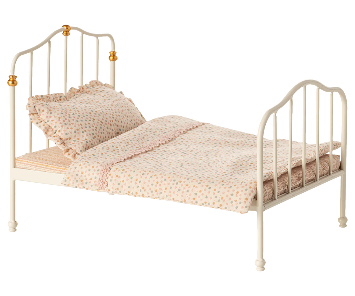Bed - Off White & Pink (Mouse)