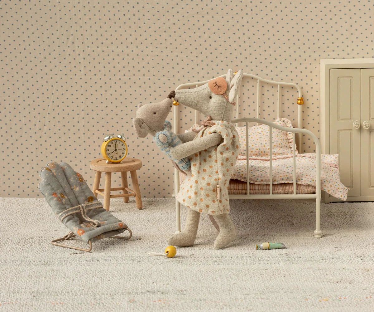 Mouse Clothes - Mum - Nightgown Light Grey