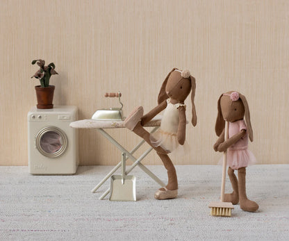 Broom Set (Miniature)