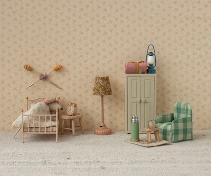 Table & Stool Set (Mouse)