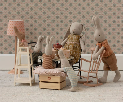 High Chair (Mouse)