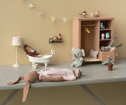 Floor Lamp - Powder (Miniature)