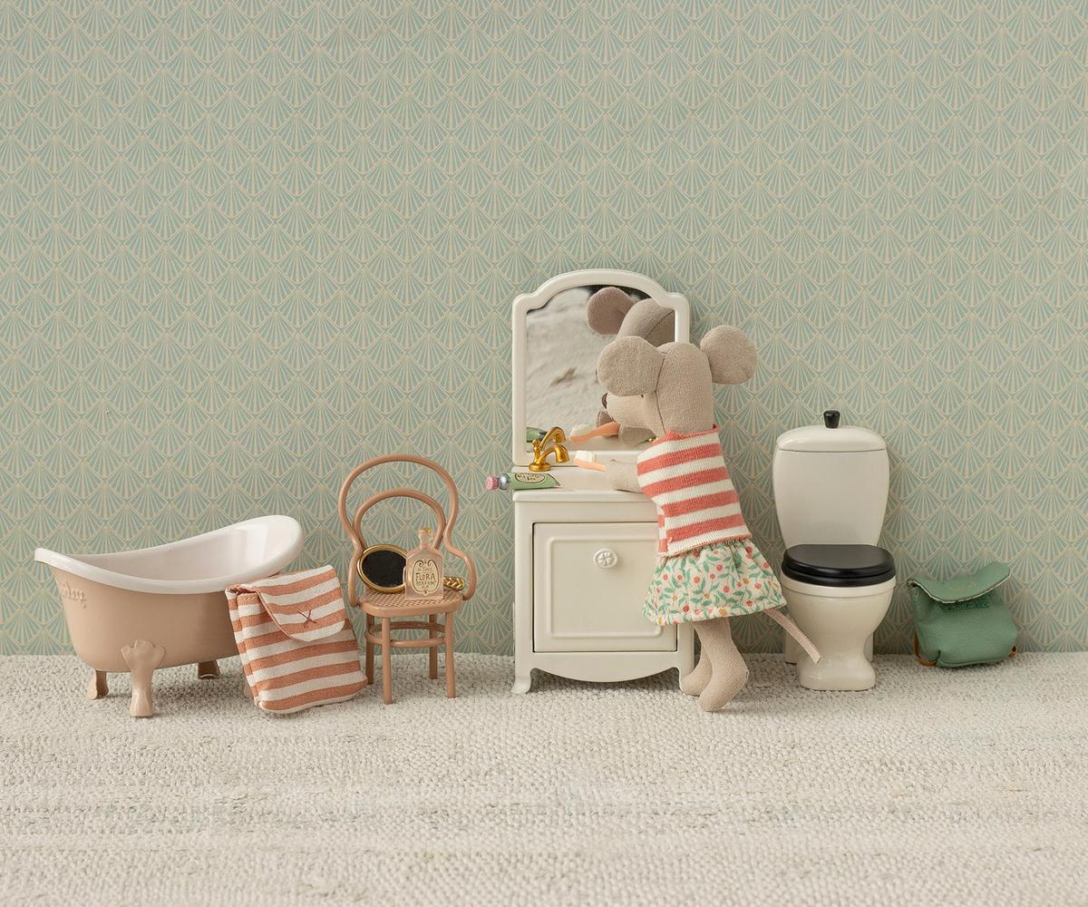 Vintage Chair - Dark Powder (Mouse)