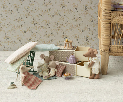 Rocking Chair - Dark Green (Mouse)