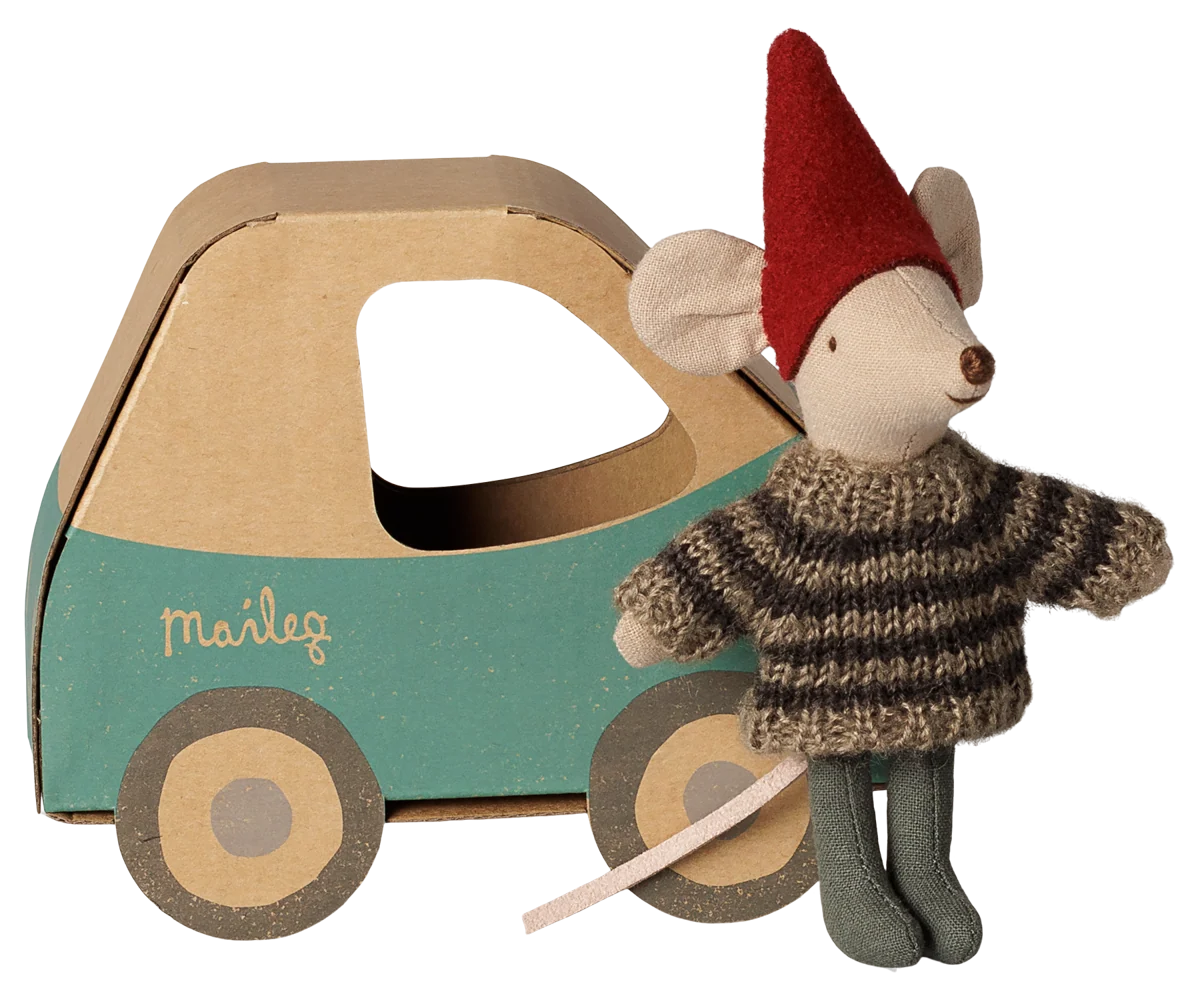 Little Brother Mouse - Christmas Mouse in Car Box