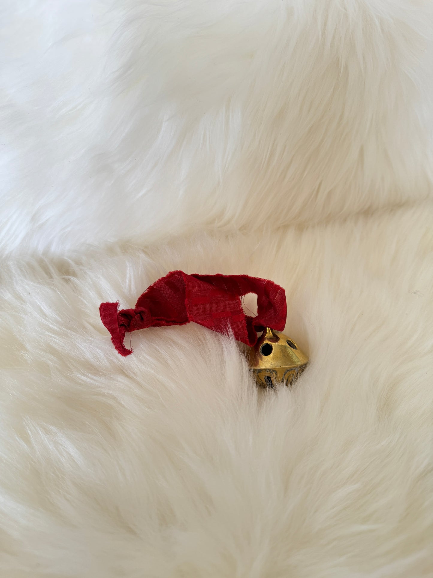 Solid Brass Sleigh Bells - Solid Brass #4 - Red Tie