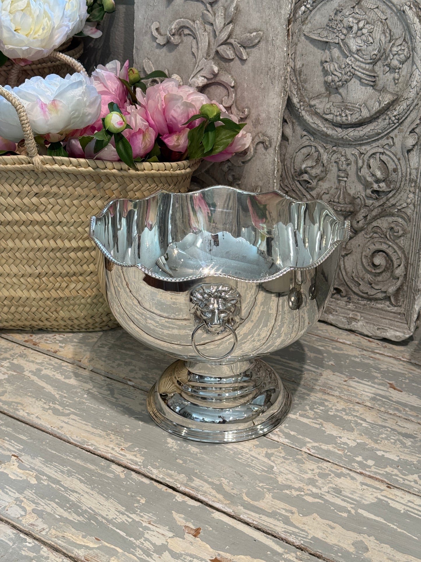 Vintage 20th c. English Silverplate Lion Head Champagne Bowl