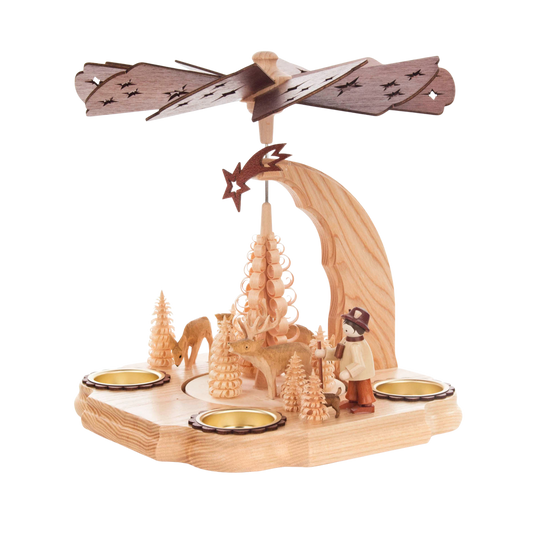 Pyramid - Man and Four Deer (half arc)