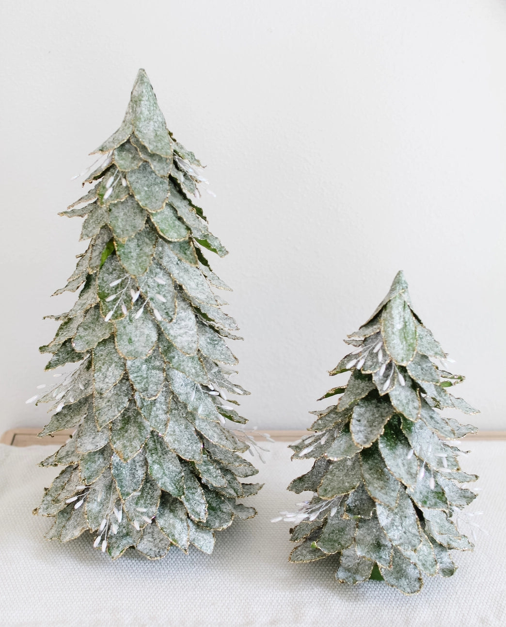 Tree - Flocked Leaf Jewel Green/White 18"