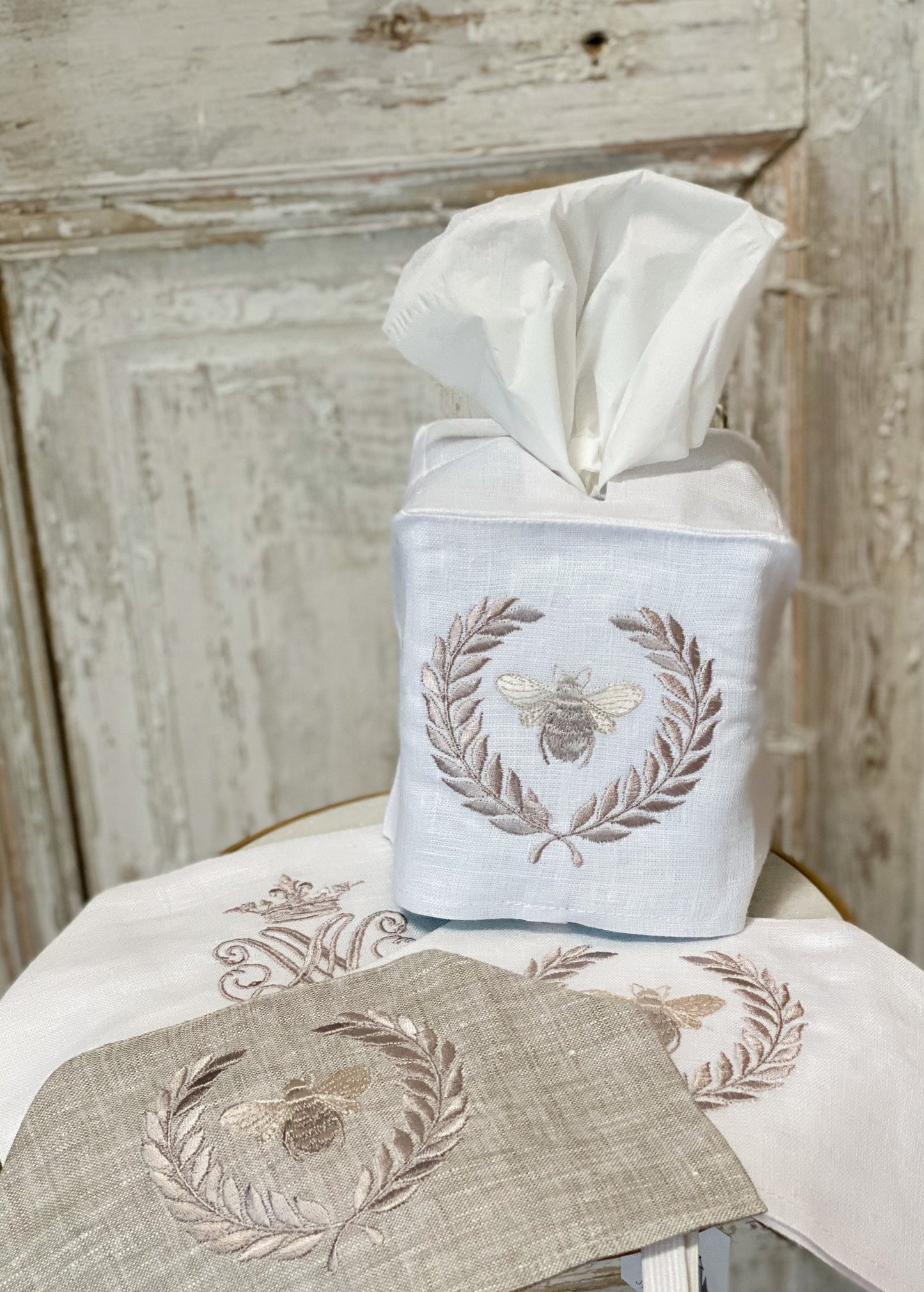 Tissue Box Cover - Bumble Bee White