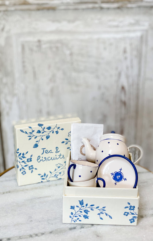 Tea & Biscuits for Two