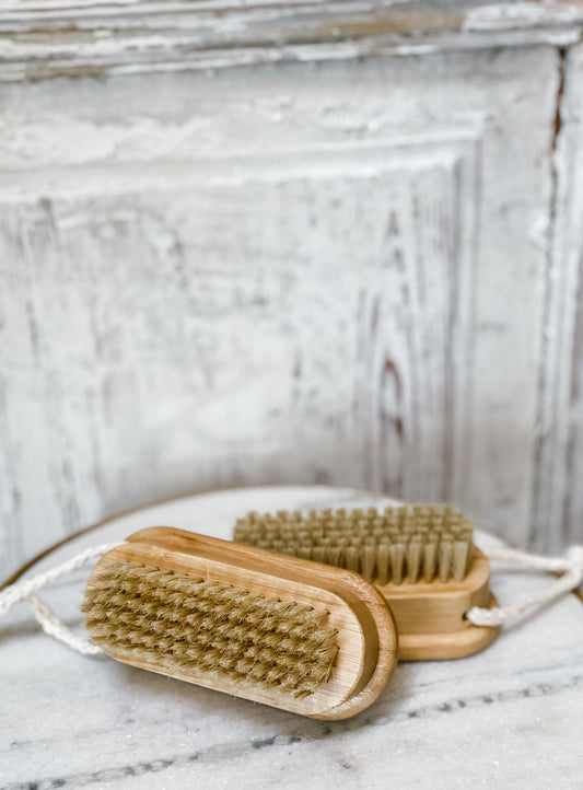 Bath Brush - Bamboo 4" Nail Brush