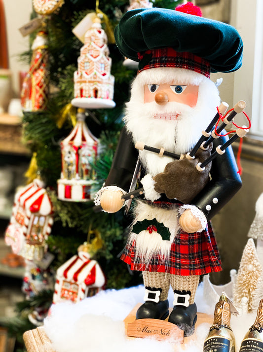 Nutcracker - Santa McNick (Limited Edition)